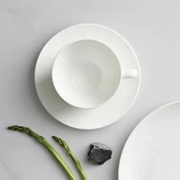 Ensemble de tasse et soucoupe « Gio » par Wedgwood
