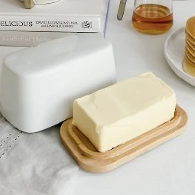 BIA Butter Dish with Cover