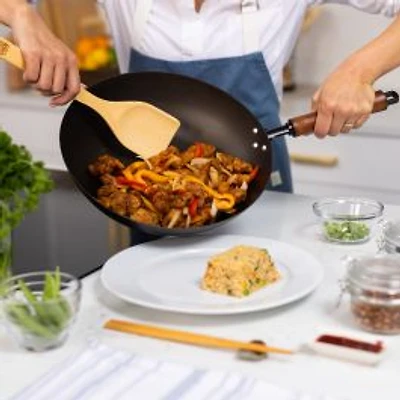 Joyce Chen Classic Series Carbon Steel Preseasoned Stir Fry Pan - 12''