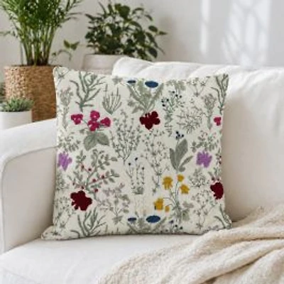 Savia Tufted Cushion