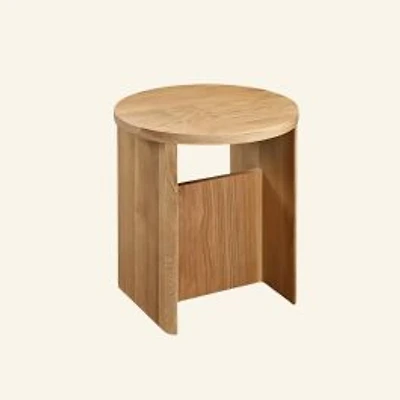 Nika Stool