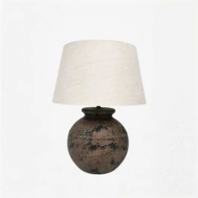 Vida Table Lamp