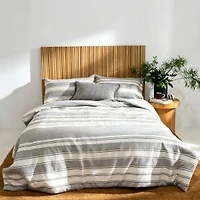 Virgil Comforter Set