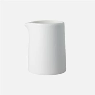 Maxwell & Williams White Basics Bistro Pourer