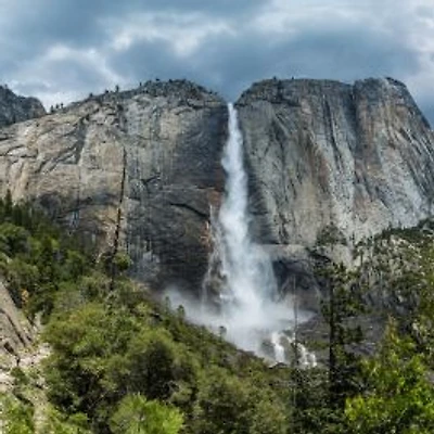 Yosemite Falls Wallpaper Mural
