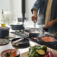 Joseph Joseph SPACE™ Sauteuse en céramique avec couvercle - 3,3 L