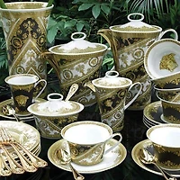 Versace I Love Baroque Black and Gold Plate