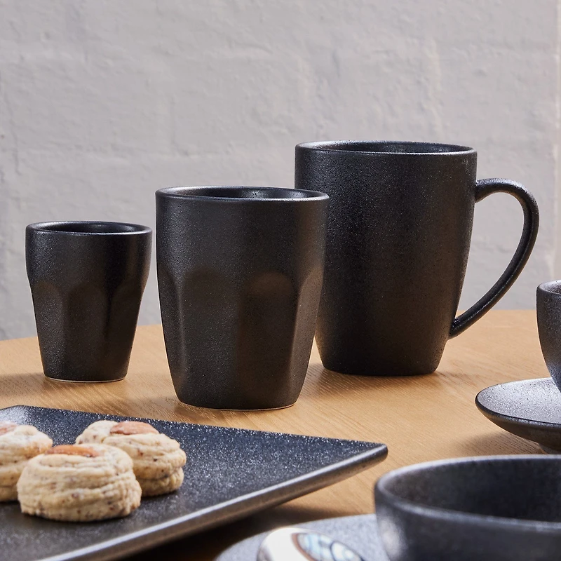 Maxwell & Williams Caviar Black Latte Cup