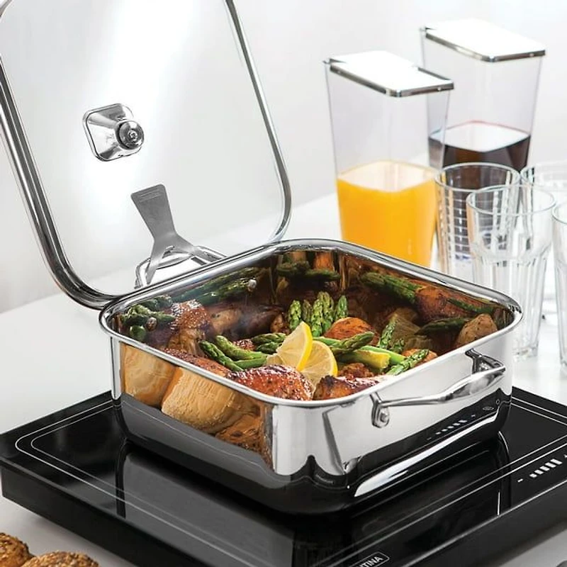 Roasting Pan with Lid, 11 in