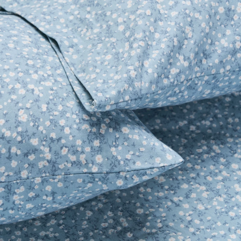 Ditsy Floral Flannel Sheet Set