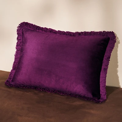 Carmella Coussin boudoir