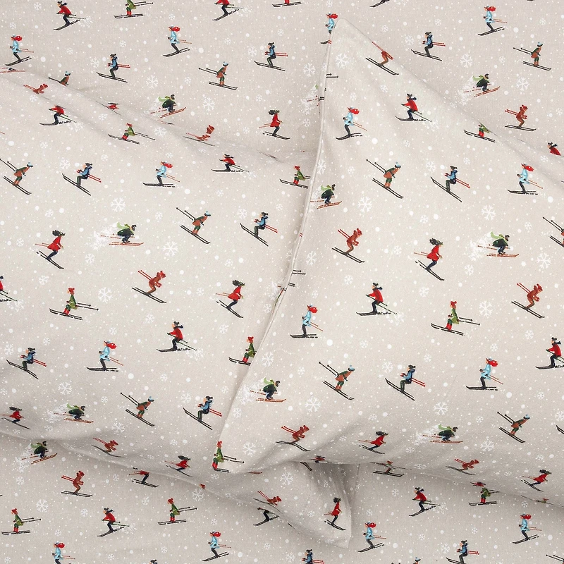 Skis and Snow Flannel Sheet Set