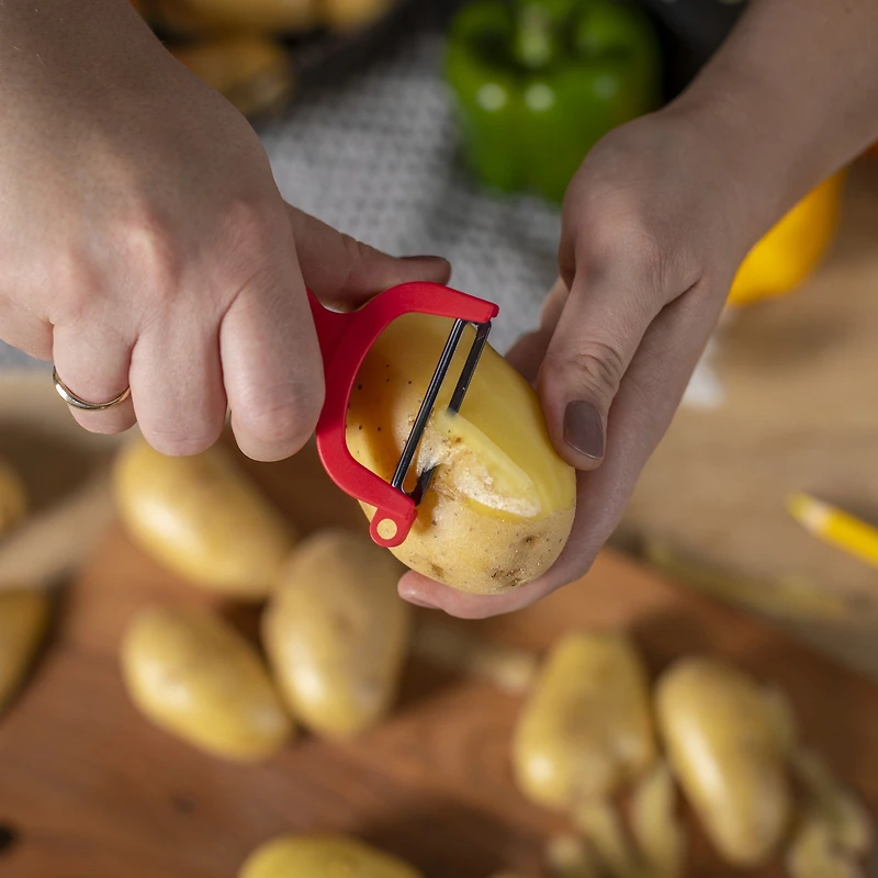 Kuhn Rikon Original Swiss Peeler Red