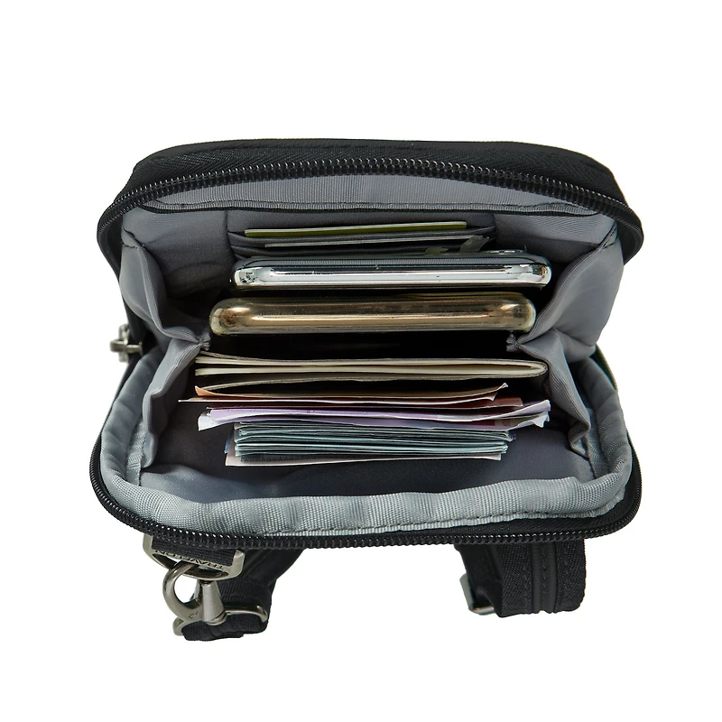 Travelon Anti-Theft Metro Stadium Mini Crossbody - Black