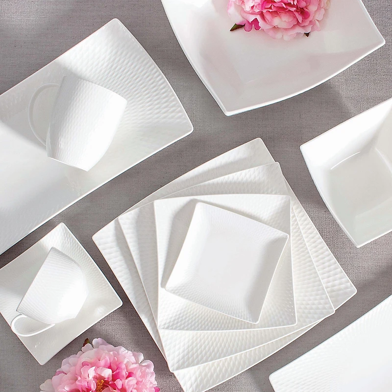 Diamond Square 16-Piece Dinnerware Set by Maxwell & Williams