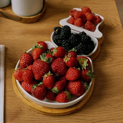 Snowman Shaped Sectional Trays and Bamboo Board