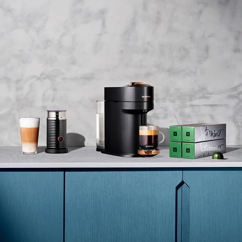 Machine à café et espresso à capsule Nespresso® Vertuo Next Premium avec Aeroccino par De'Longhi - Noir et rose doré