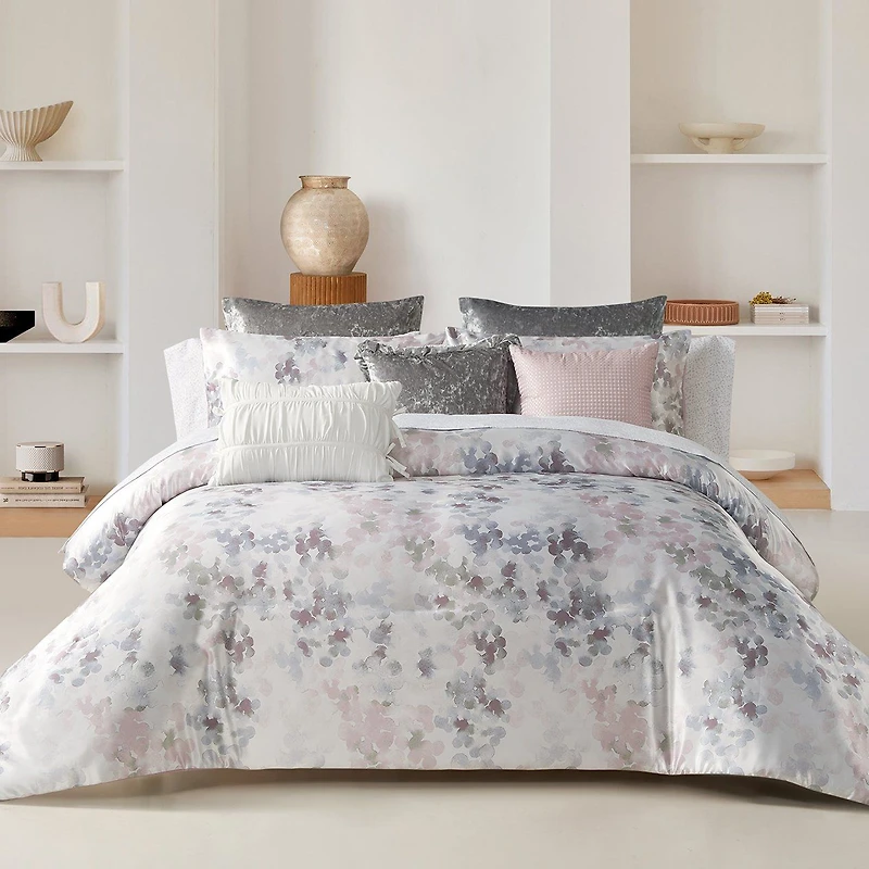 Clara Comforter Set