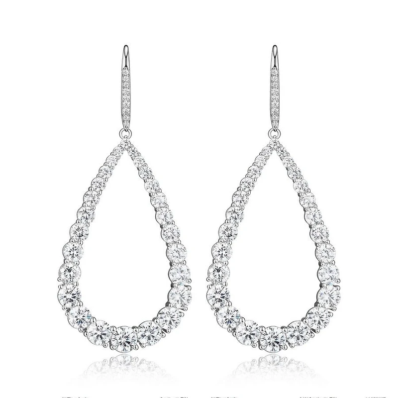 Boucles d'oreilles « Reign » en forme de larme en dégradé en argent sterling et zircone cubique