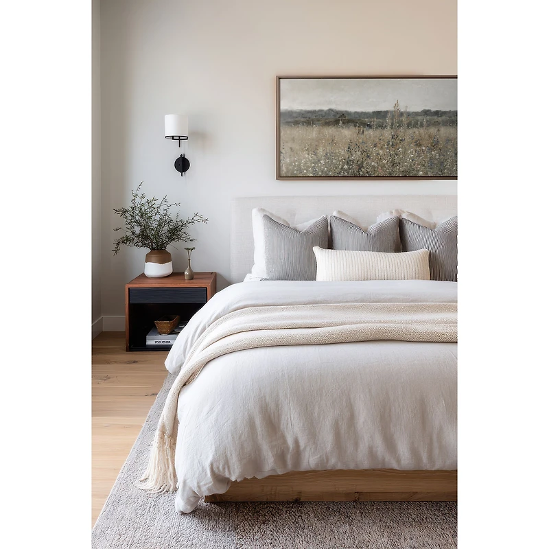 Oleka Souffle des prés Framed Canvas Wall Art