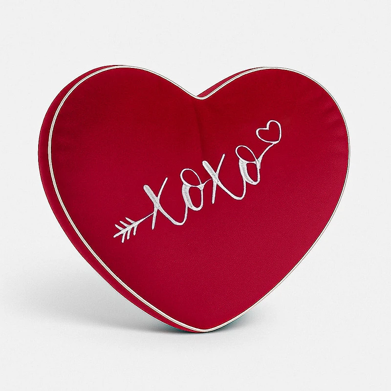 Corazon Cushion