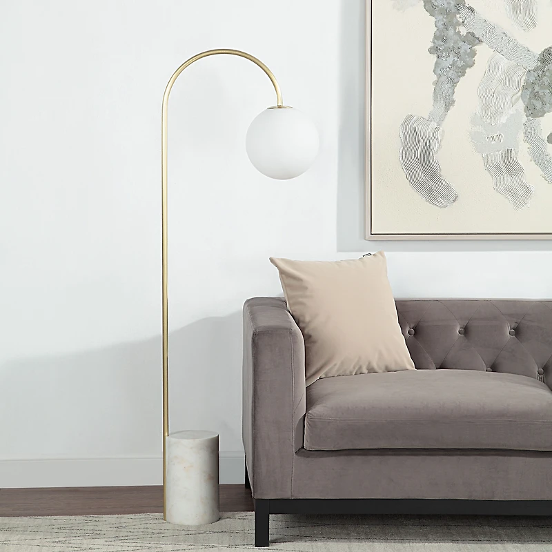 Lampadaire Merlot en laiton satiné avec abat-jour en verre