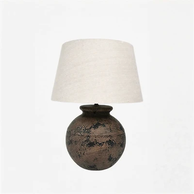 Vida Table Lamp