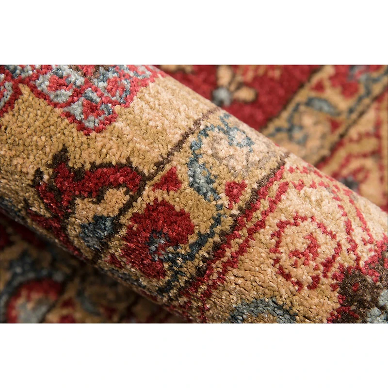 Elara Traditional Area Rug - Red