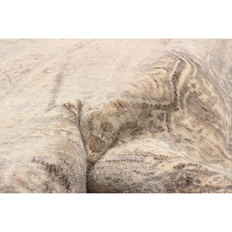 Selena Traditional Area Rug - Grey