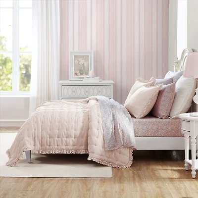 Laura Ashley Hailee Cotton Quilt Set