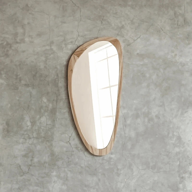 Peninsula Mirror  