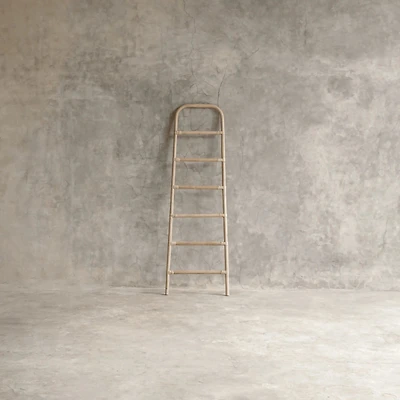 Rattan Crown Ladder  