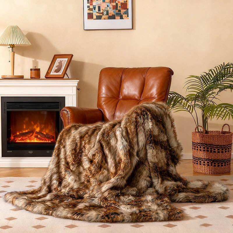 540 GSM Soft Plush Fuzzy Luxury Faux Raccoon Fur Blanket, For Bed - M