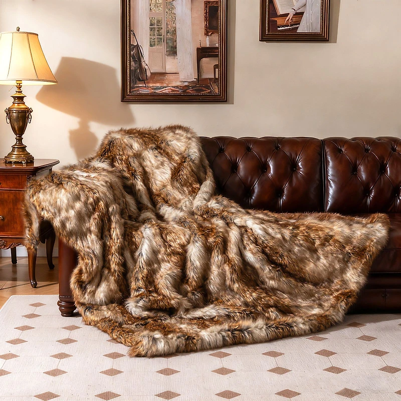 540 GSM Soft Plush Fuzzy Luxury Faux Raccoon Fur Blanket, For Bed - M
