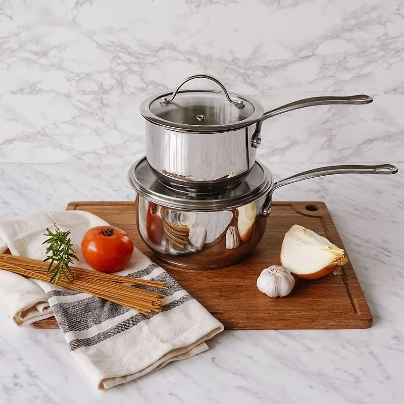 Cocotte « Nouvelle » par Meyer en acier inoxydable avec couvercle - 2 L