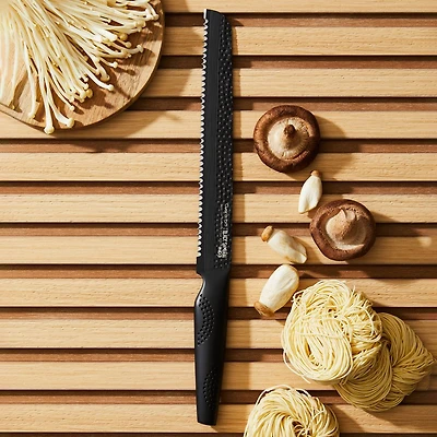 iD3 Black Samurai Bread Knife 22cm