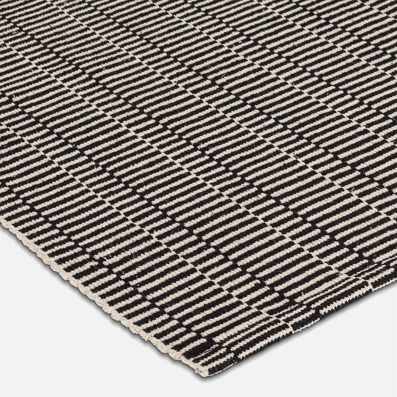 Short Stripe Accent Rug - Black and Ivory