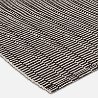 Short Stripe Accent Rug - Black and Ivory 