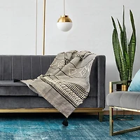 Arlo Throw