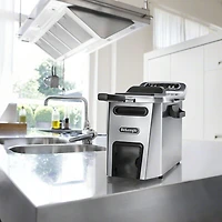 De'Longhi Livenza Cool Zone Fryer
