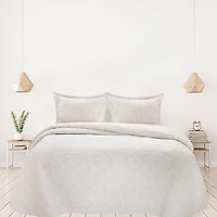 Duke Coverlet Set