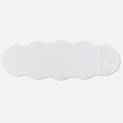 Faux Fur Rug - White, 24 x 36"