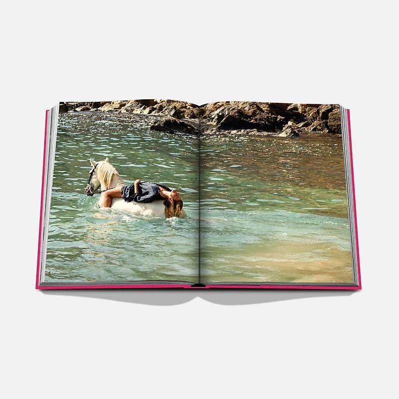 Beau livre pour photographies décoratif par Assouline - « Ibiza Bohemia »