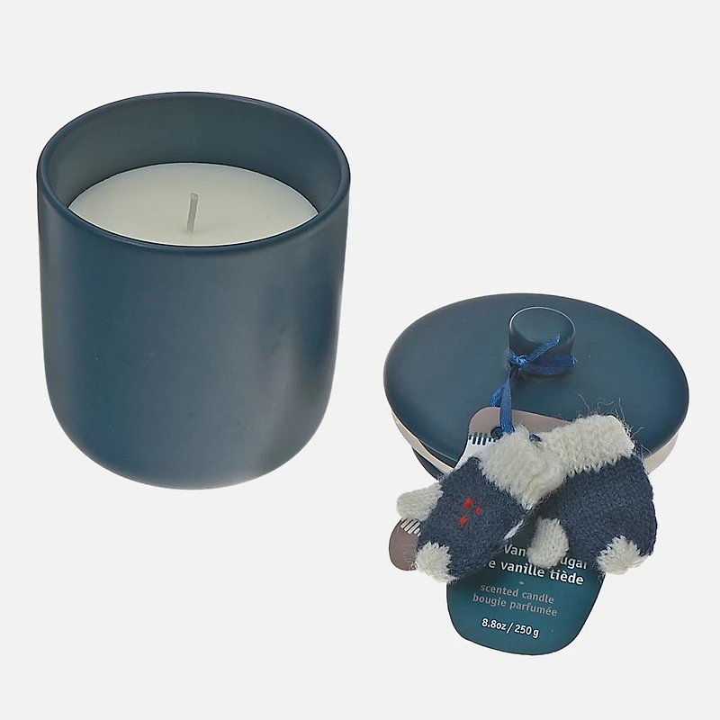 Candle and Knitted Glove - Warm Vanilla Sugar
