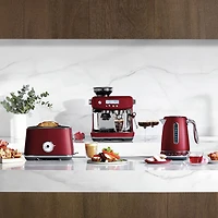 Breville Luxe the Smart Kettle™ - Red Velvet Cake