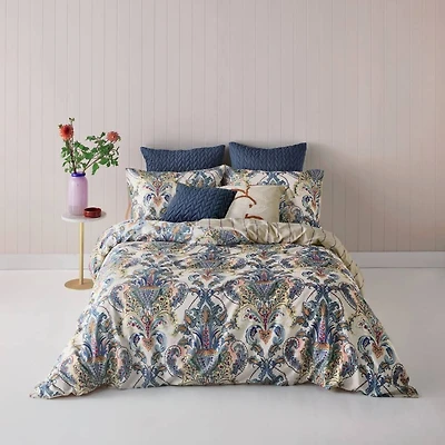 Nadine Comforter Set