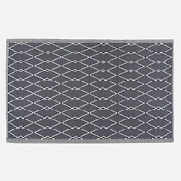 Tapis d'extérieur à losanges - 72 x 96 po, Gris