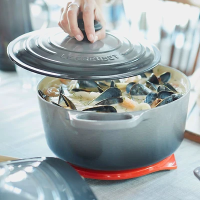 Le Creuset Round Dutch Oven 5.3 L - Oyster
