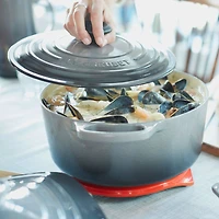 Le Creuset Round Dutch Oven 5.3 L - Oyster