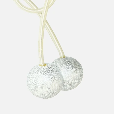 Oliver White Tieback - Off White